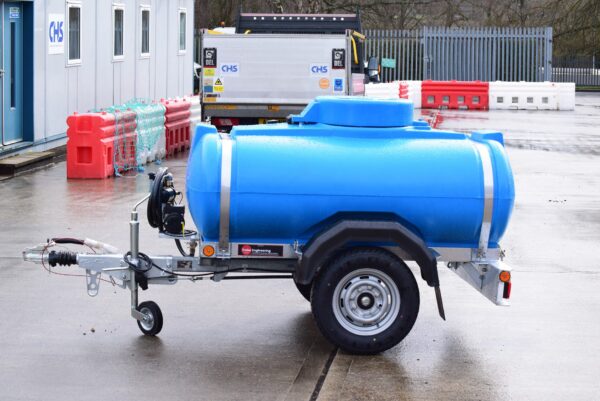 Towable Water Bowser for hire